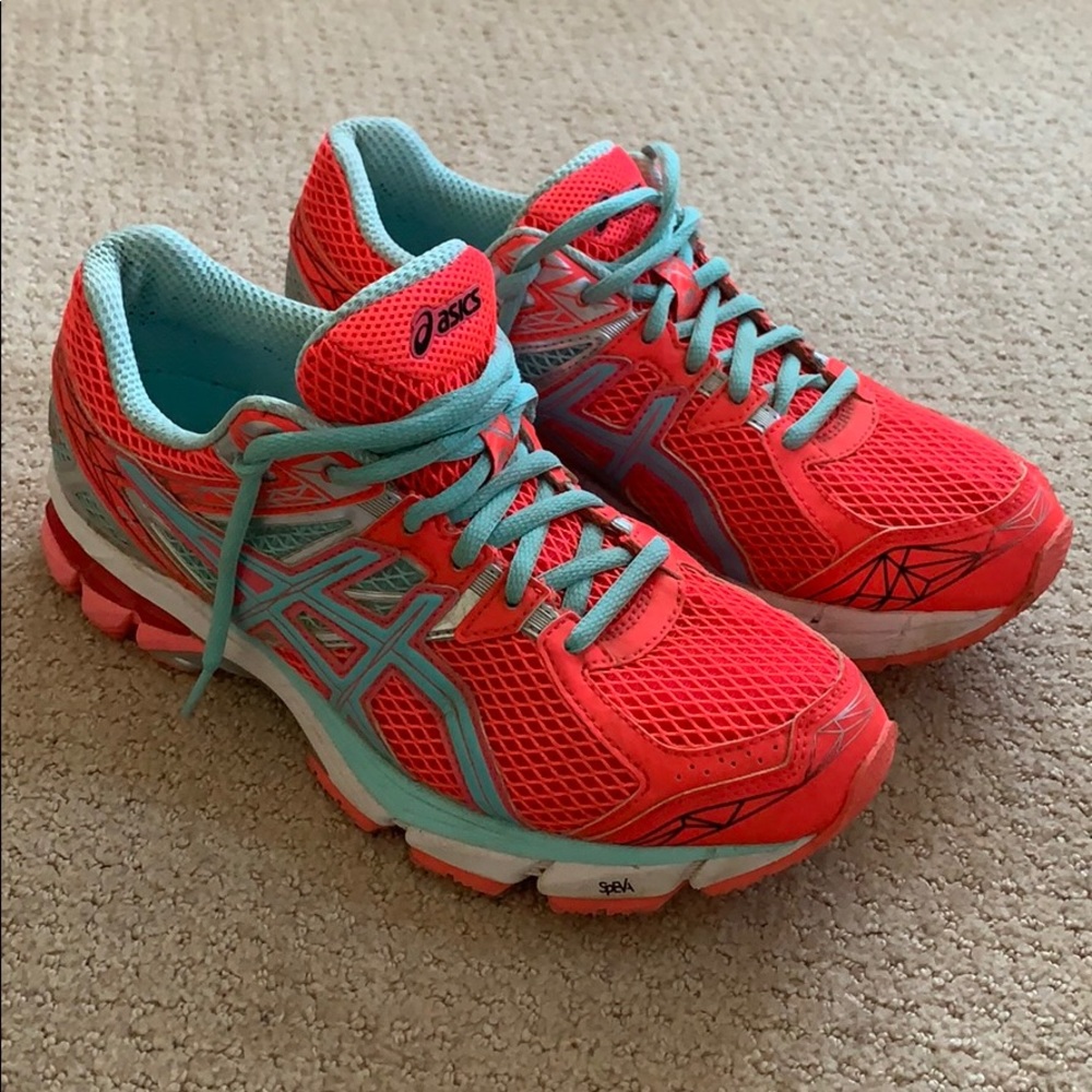 ASICS GT-1000 Running Sneakers